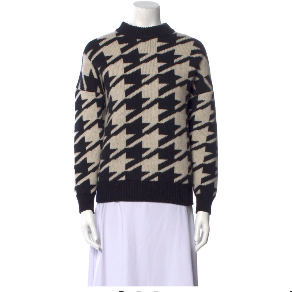 Men's Black and Cream Sweater